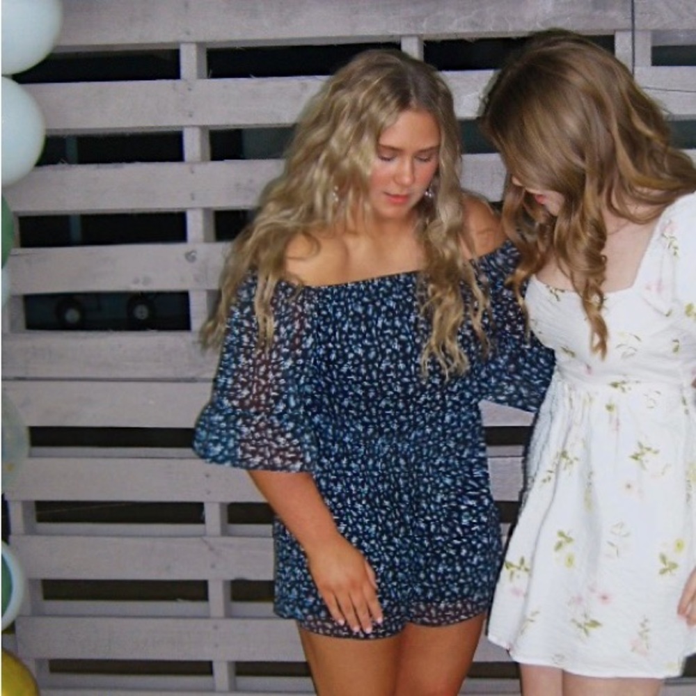 Romper - Picture 10 of 11